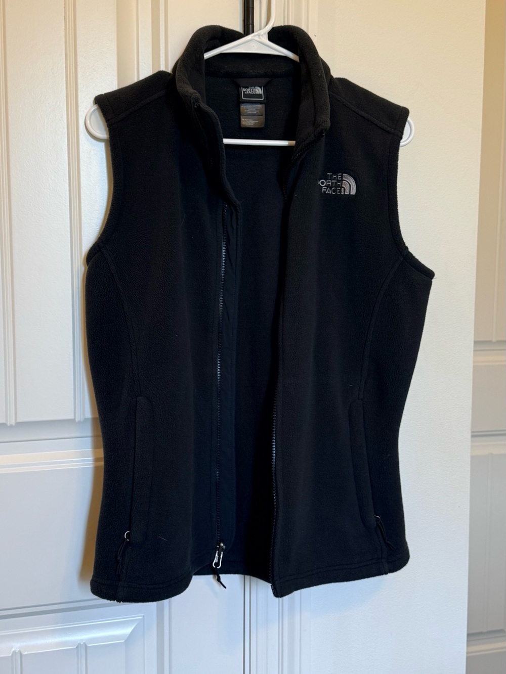 The North Face Black Women's Fleece Vest - Zip Front